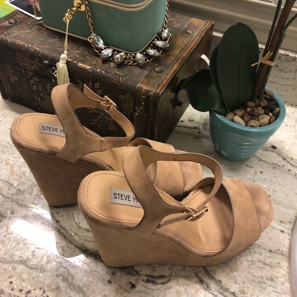 Nude Erica Steve Madden Wedges - Picture 7 of 8